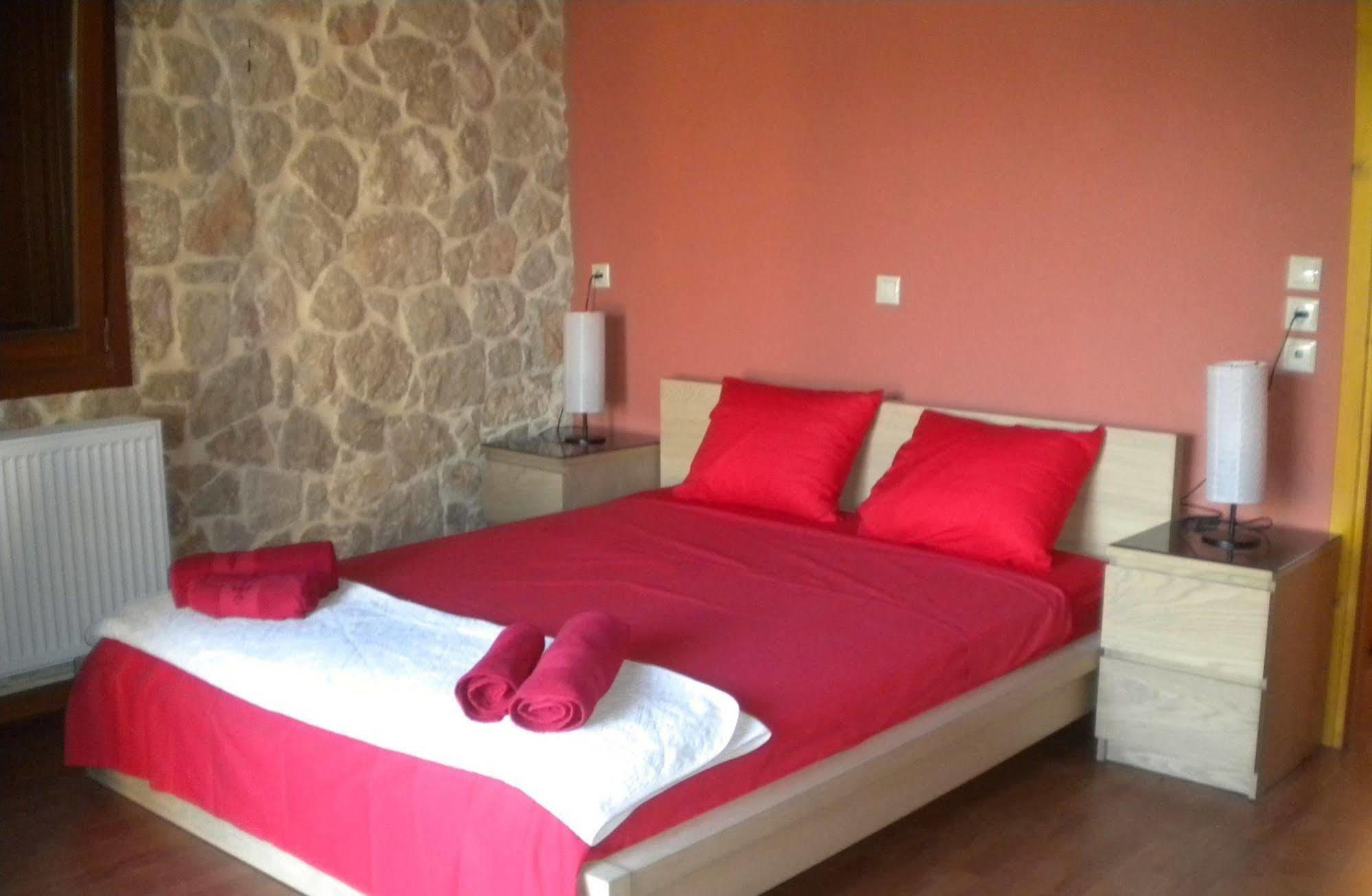 Pyrgos Luxury Country