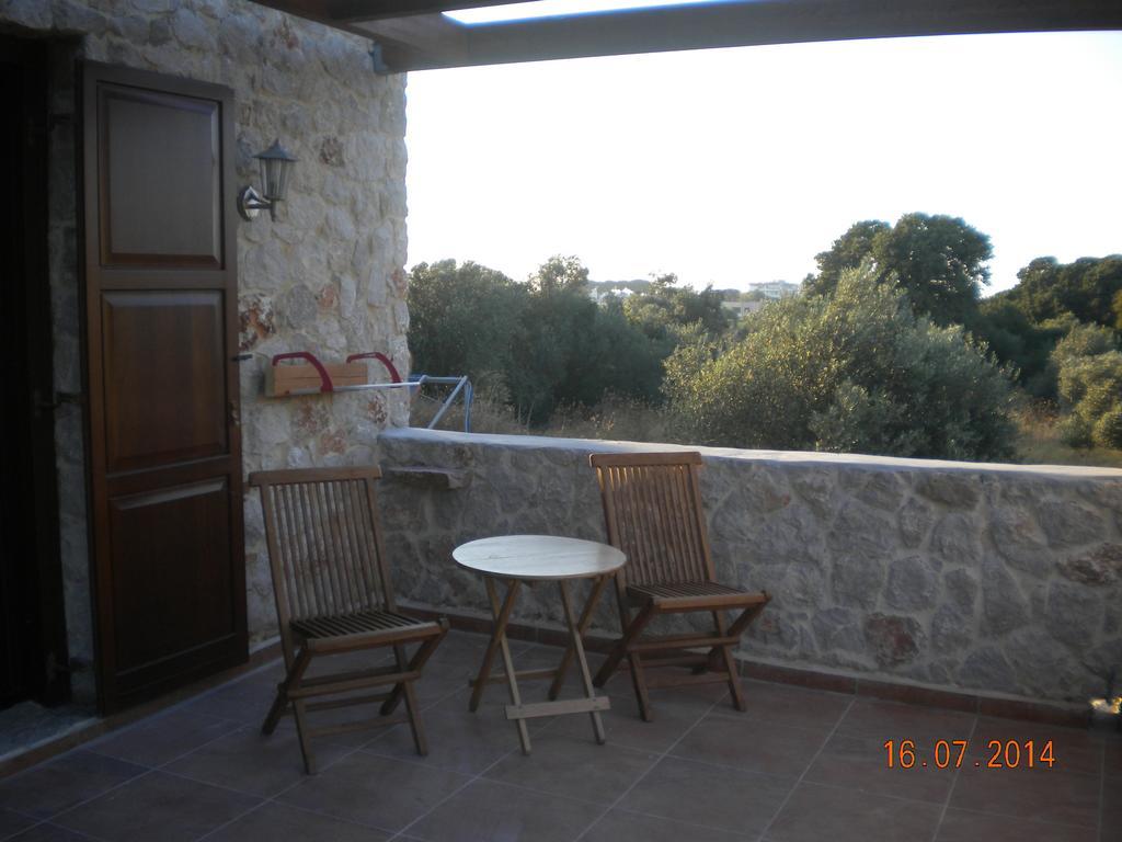 Pyrgos Luxury Country Semesterbostad *