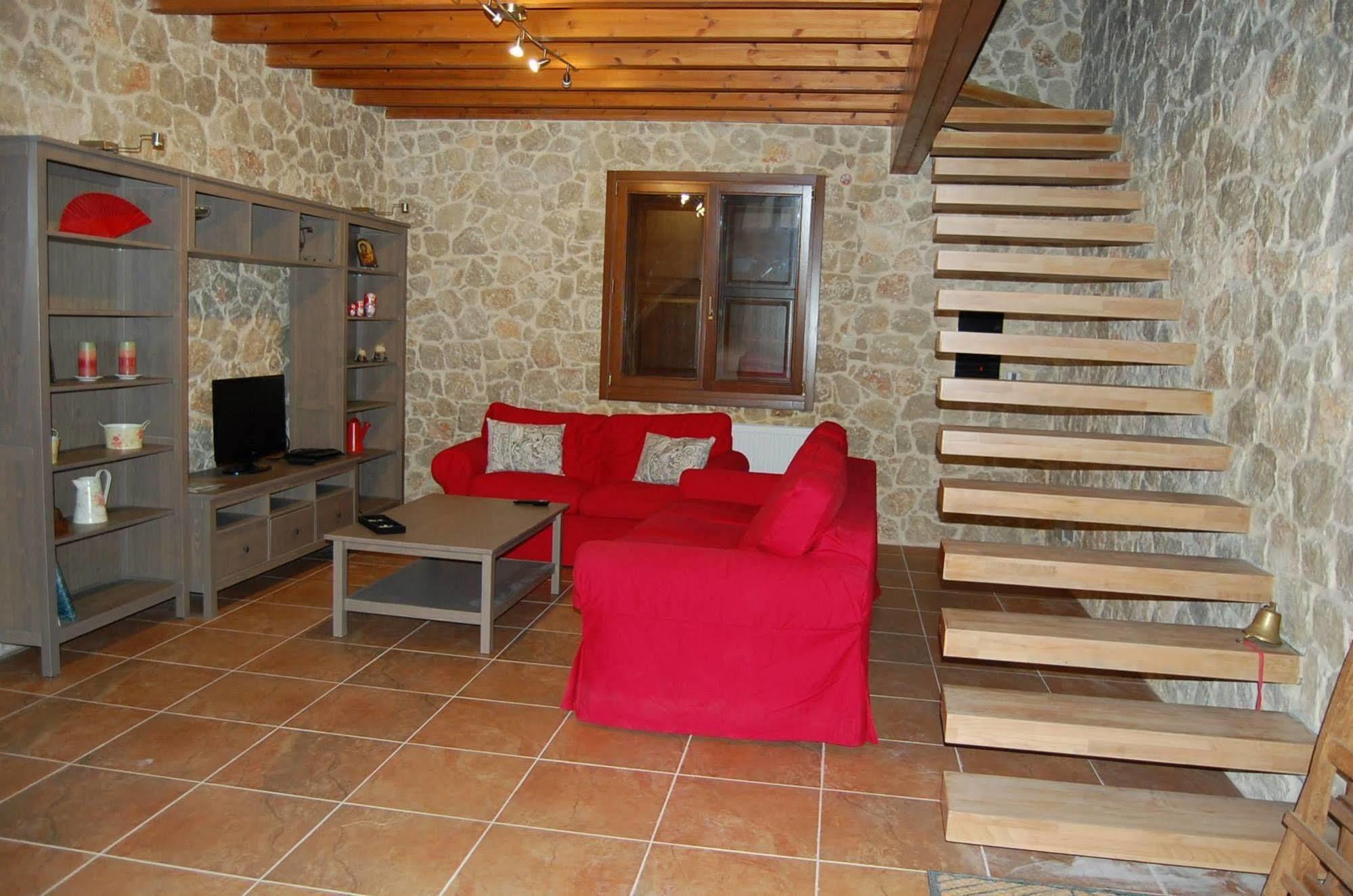 Semesterbostad Pyrgos Luxury Country *