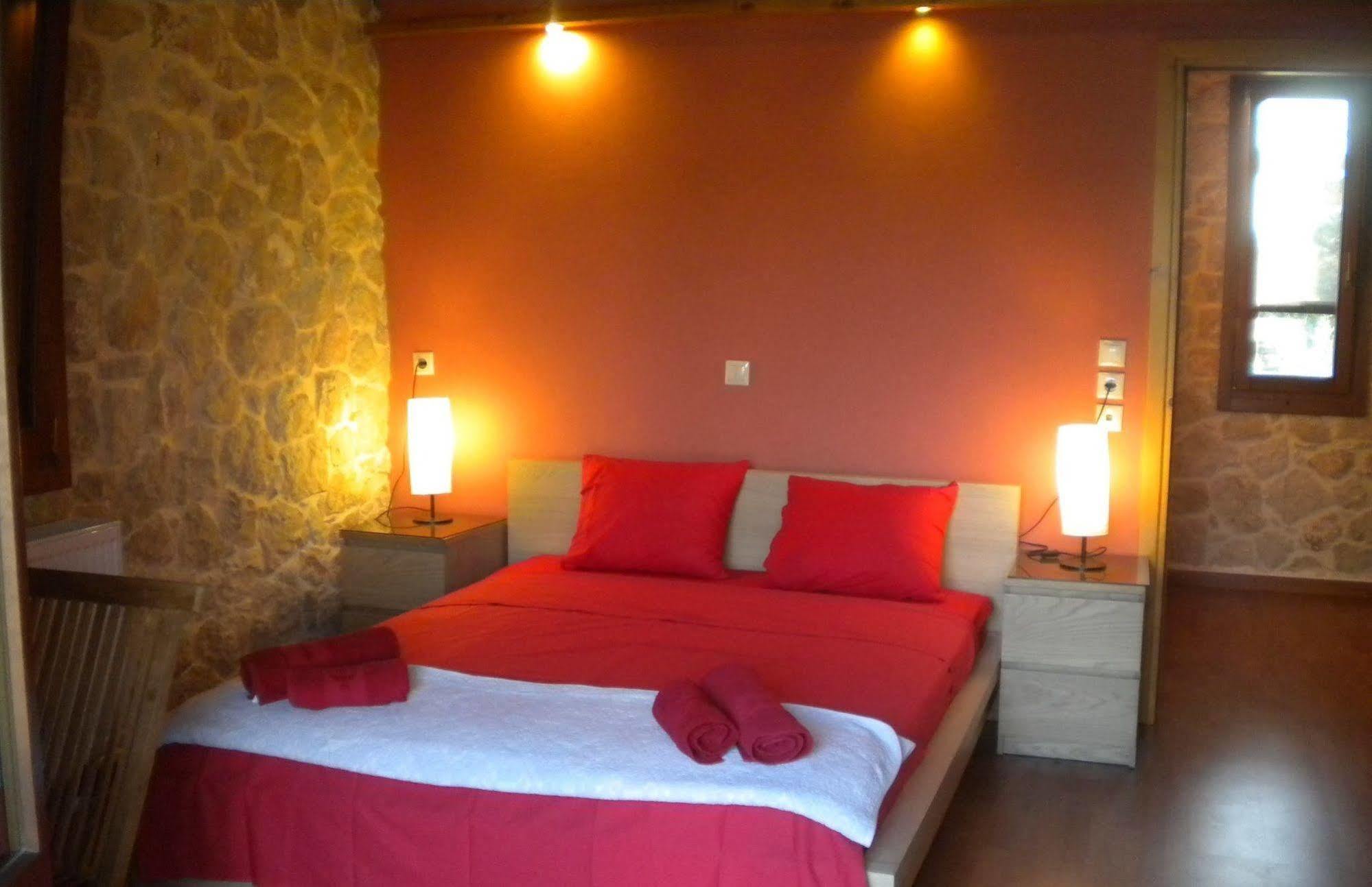 Pyrgos Luxury Country * Ialysos (Rhodes)