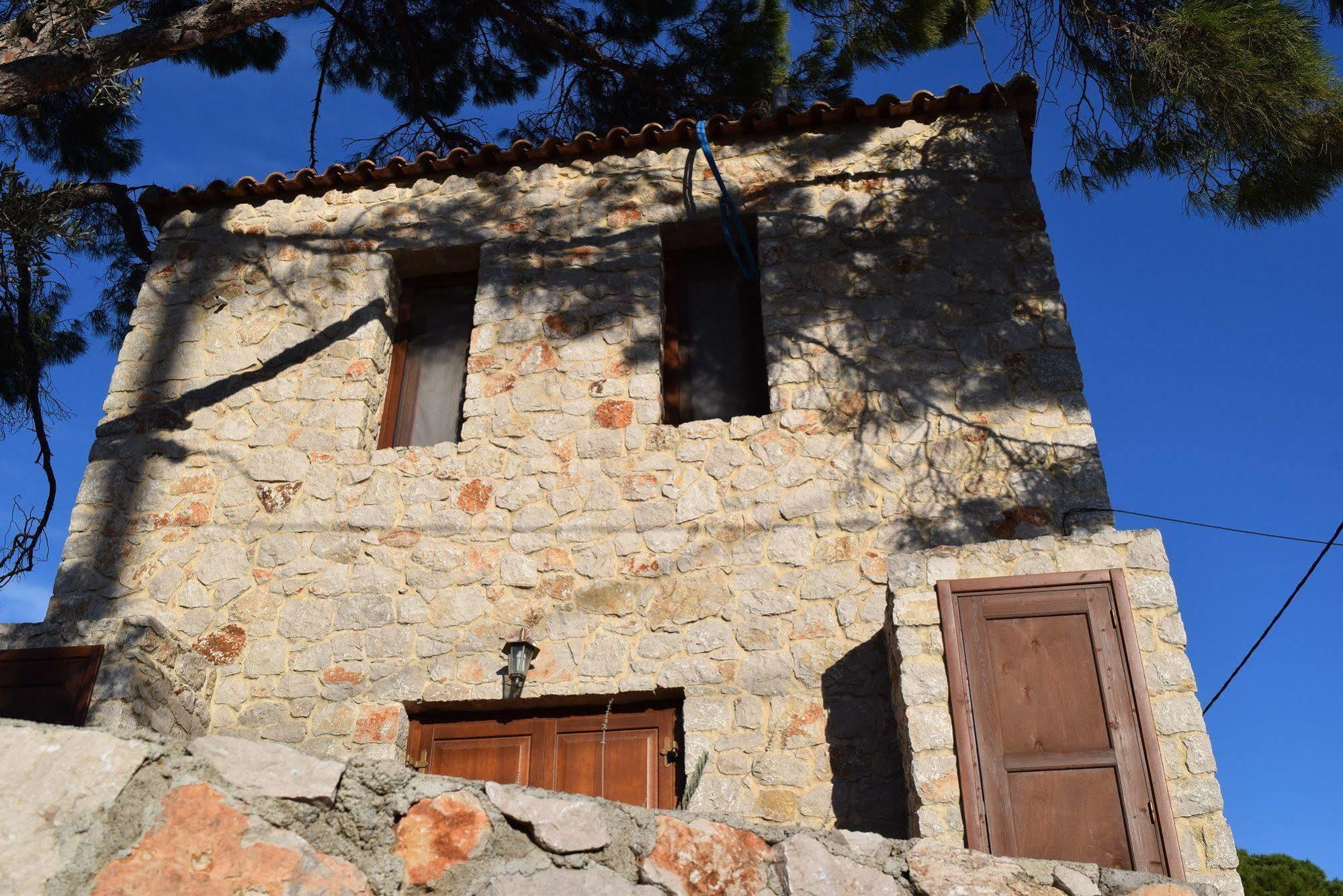 Semesterbostad Pyrgos Luxury Country Ialysos (Rhodes)